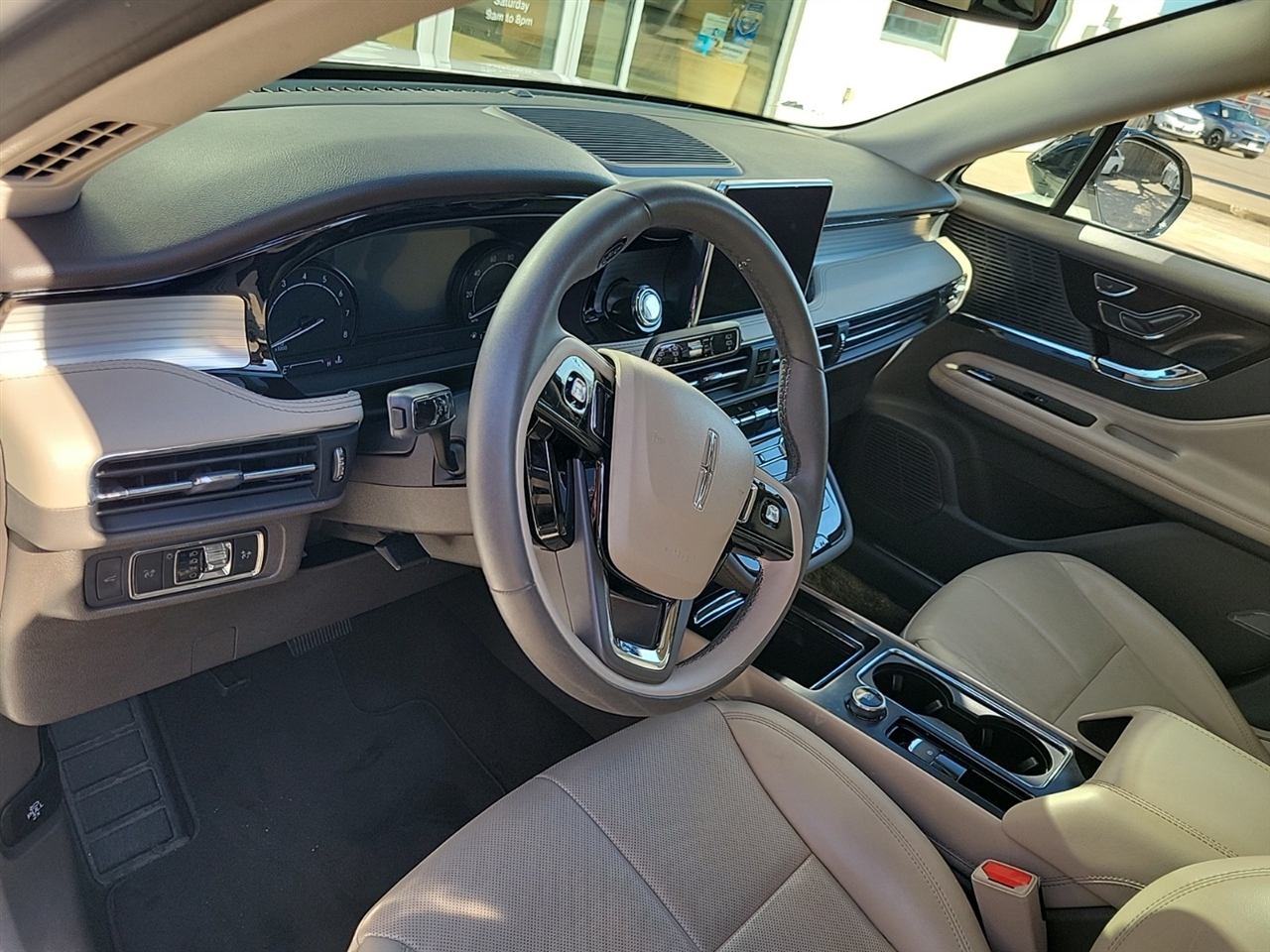 Lincoln Corsair Base 2022