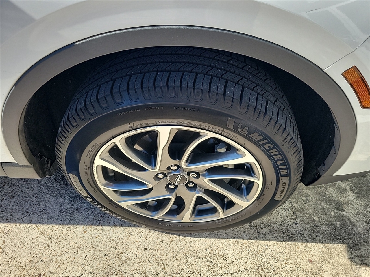 Lincoln Corsair Base 2022