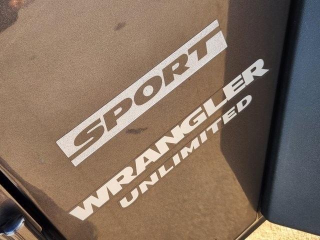 Jeep Wrangler Unlimited Sport 4WD 2016