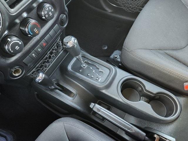 Jeep Wrangler Unlimited Sport 4WD 2016