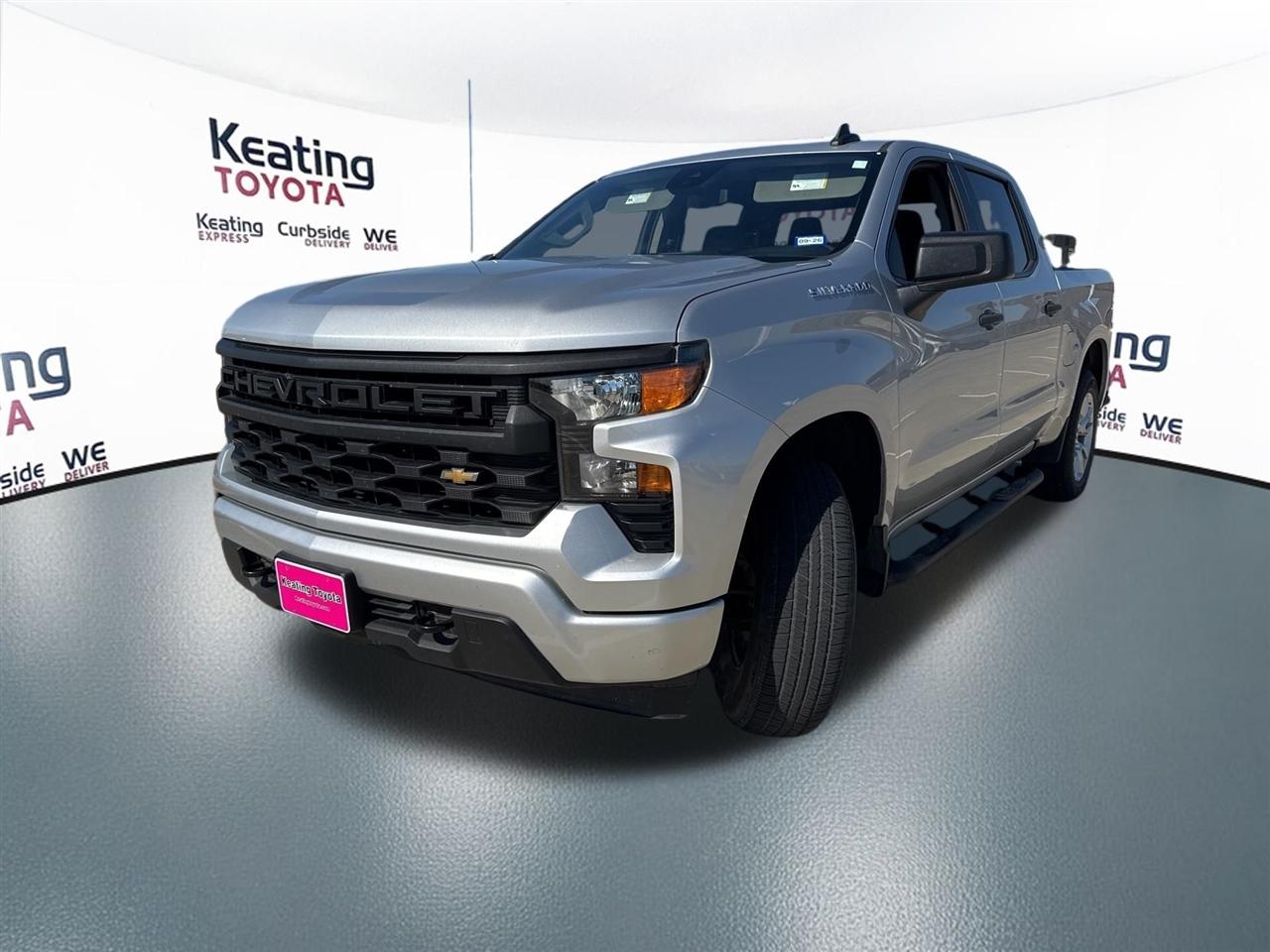 Chevrolet Silverado 1500 Custom Crew Cab 2WD 2022