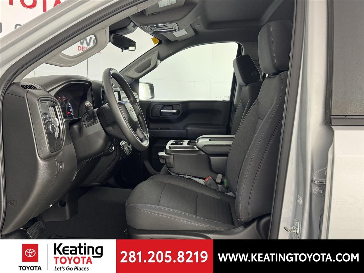 Chevrolet Silverado 1500 Custom Crew Cab 2WD 2022