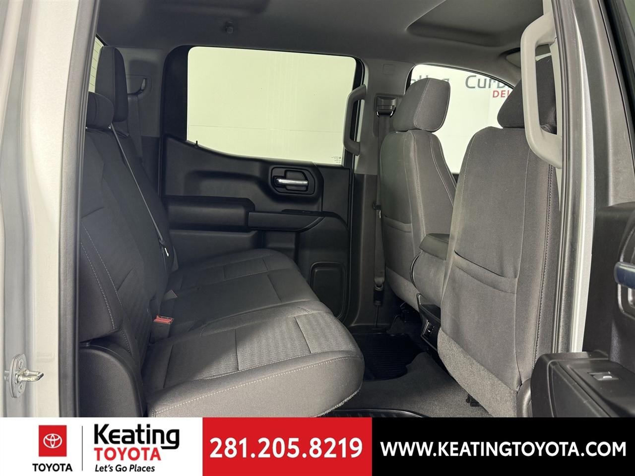 Chevrolet Silverado 1500 Custom Crew Cab 2WD 2022