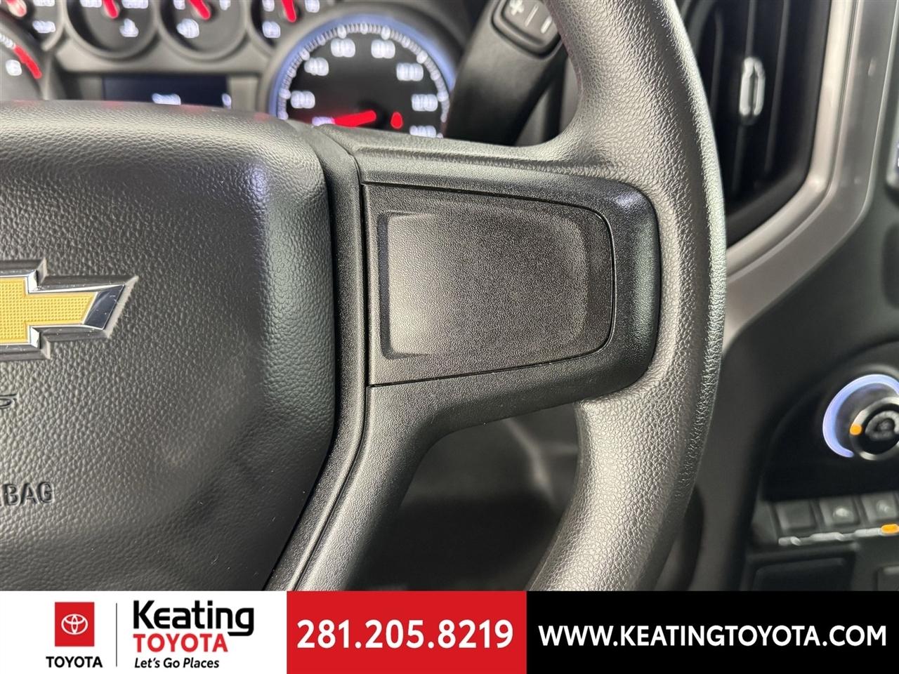 Chevrolet Silverado 1500 Custom Crew Cab 2WD 2022