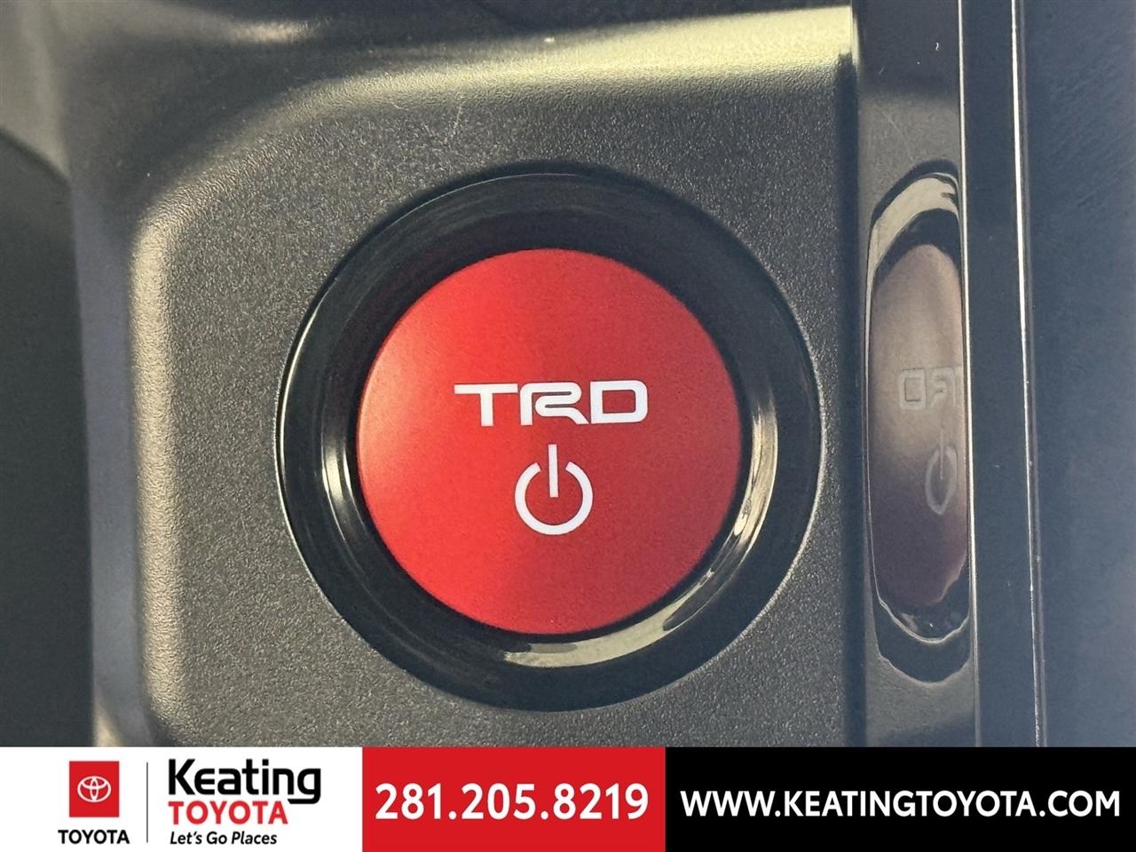 Toyota 4Runner Limited 4WD 2025