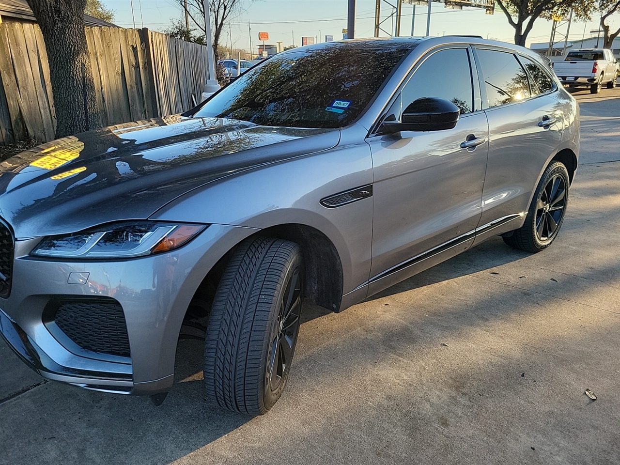 Jaguar F-Pace P250 R-Dynamic S 2025