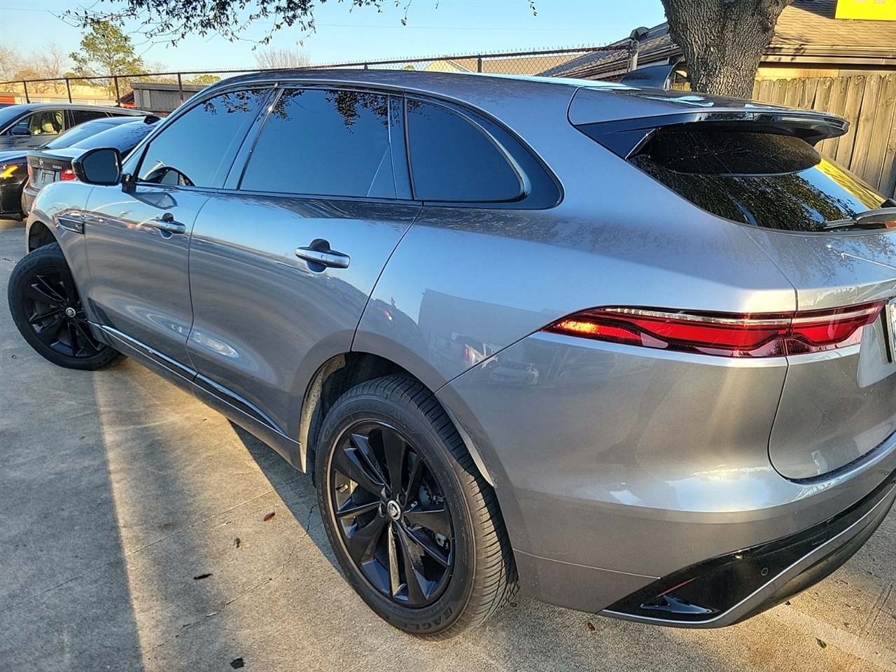 Jaguar F-Pace P250 R-Dynamic S 2025
