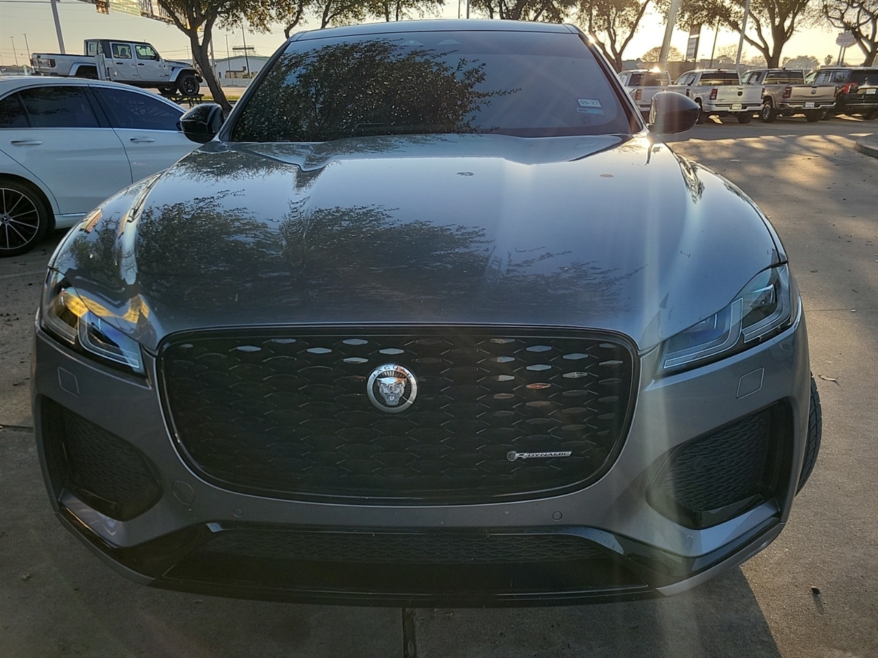 Jaguar F-Pace P250 R-Dynamic S 2025