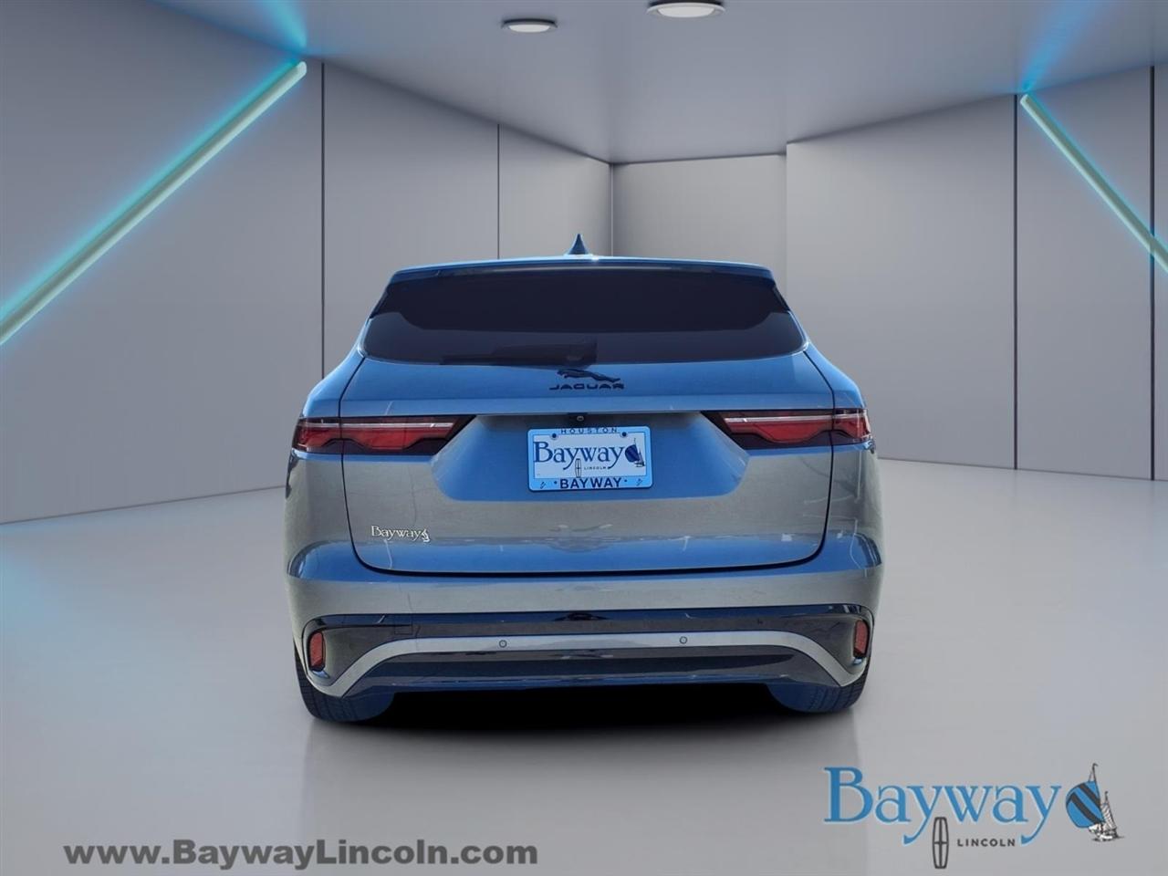 Jaguar F-Pace P250 R-Dynamic S 2025