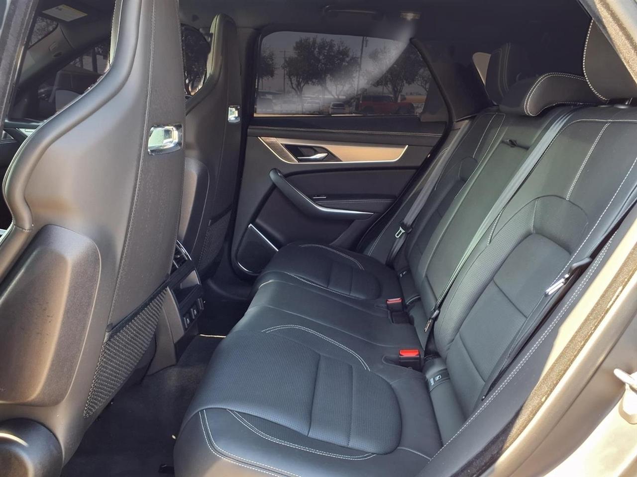 Jaguar F-Pace P250 R-Dynamic S 2025