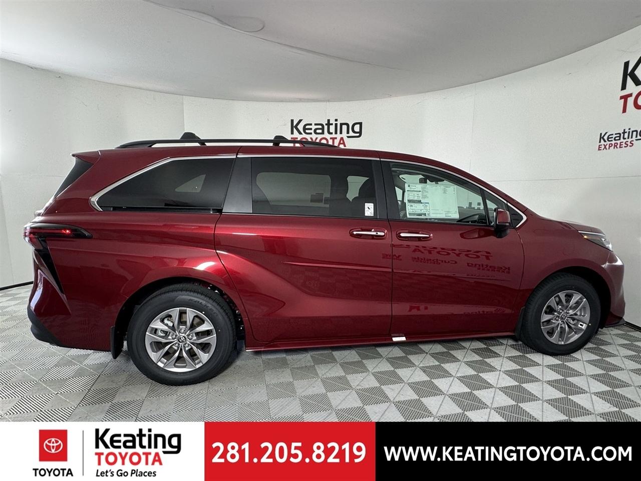 Toyota Sienna XLE 7-Passenger 2026