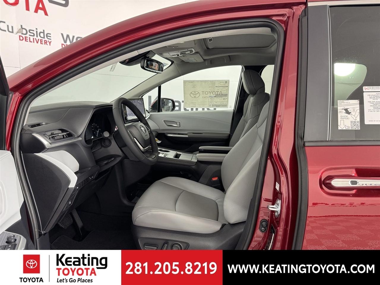 Toyota Sienna XLE 7-Passenger 2026