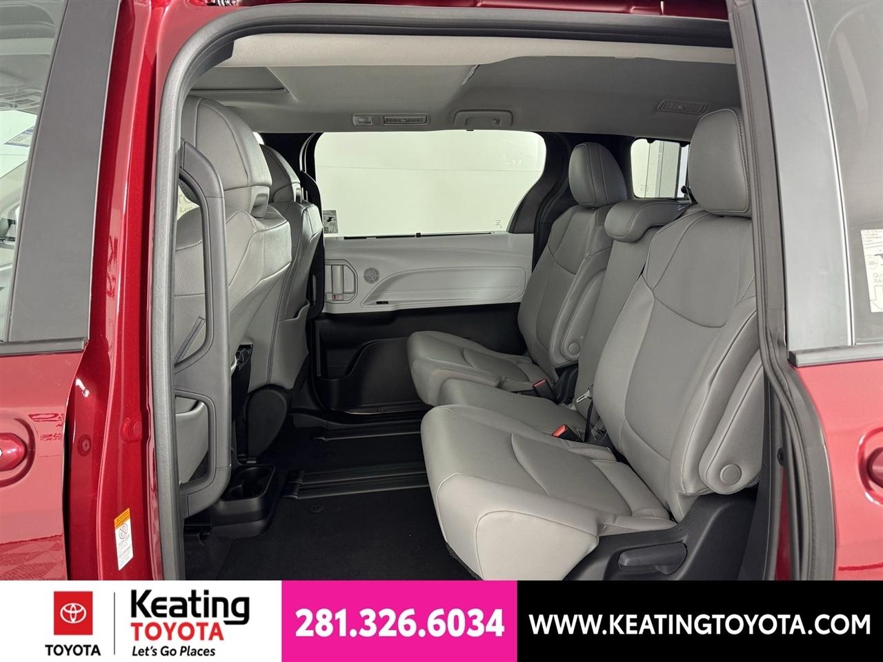 Toyota Sienna XLE 7-Passenger 2026