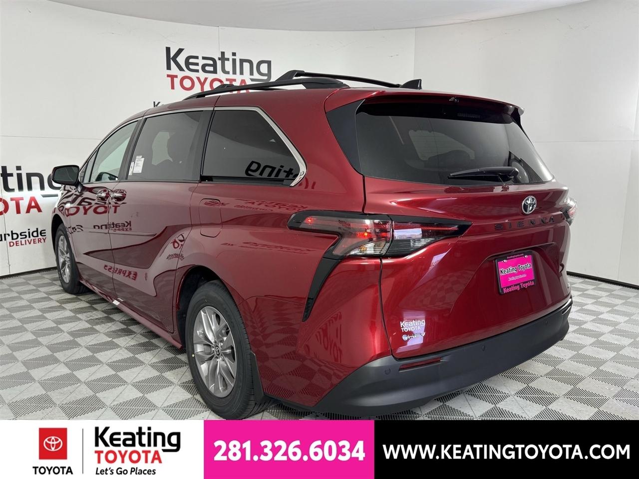 Toyota Sienna XLE 7-Passenger 2026