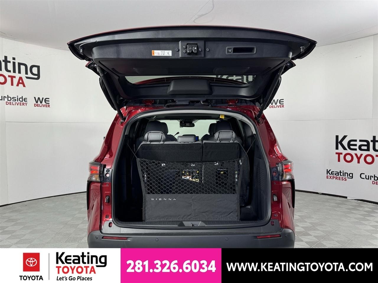 Toyota Sienna XLE 7-Passenger 2026