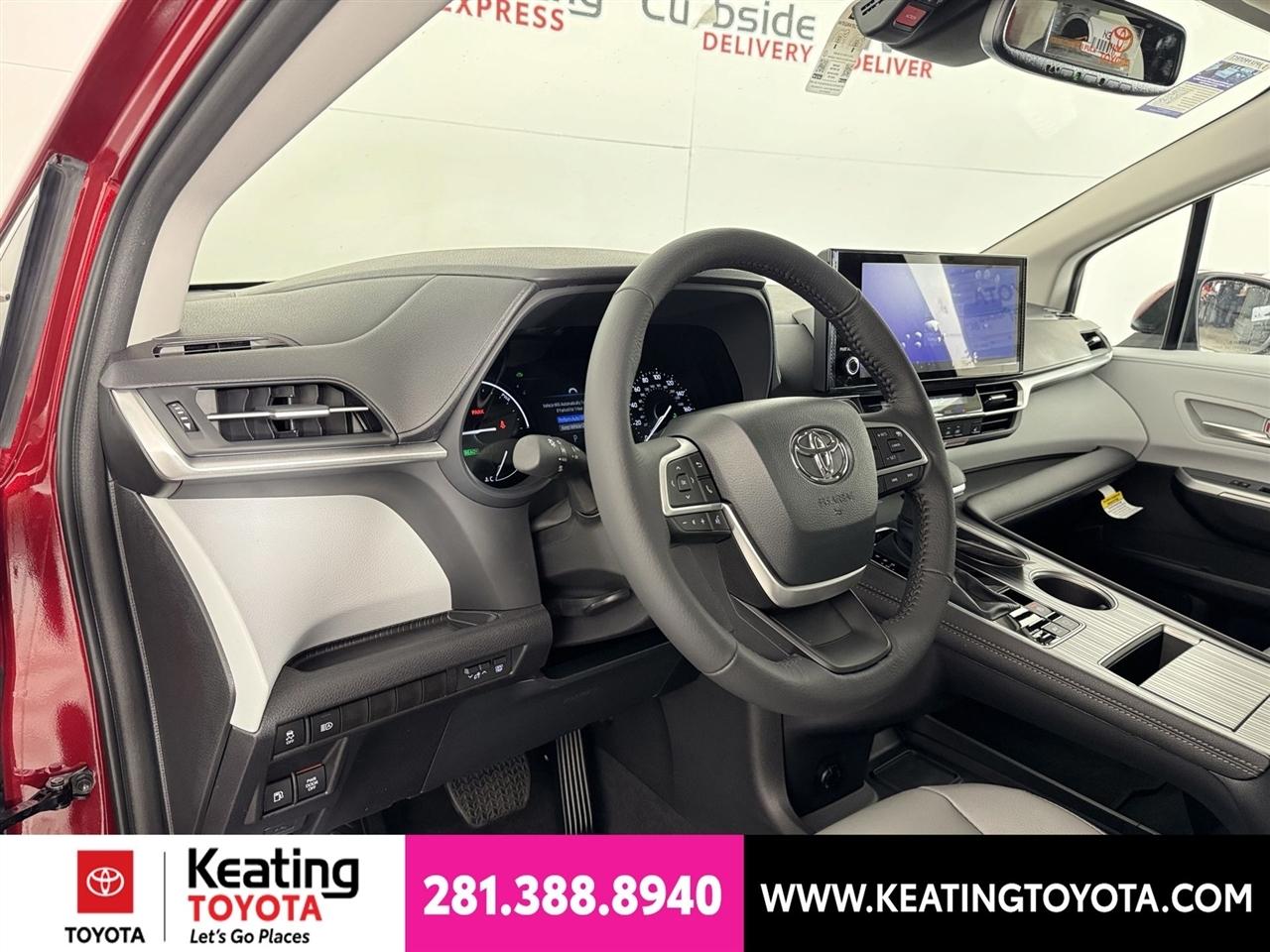 Toyota Sienna XLE 7-Passenger 2026