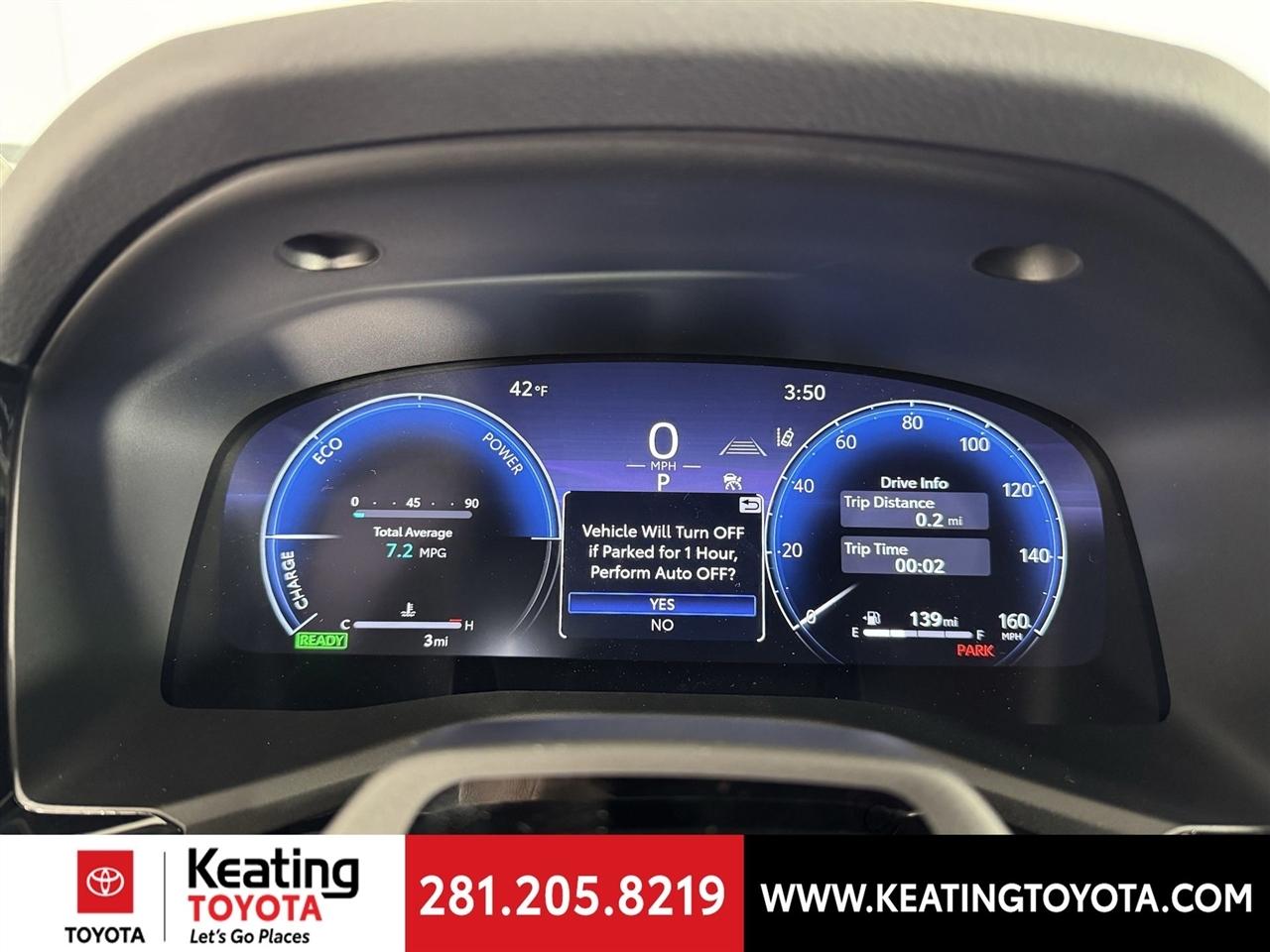 Toyota Camry Hybrid XLE 2026