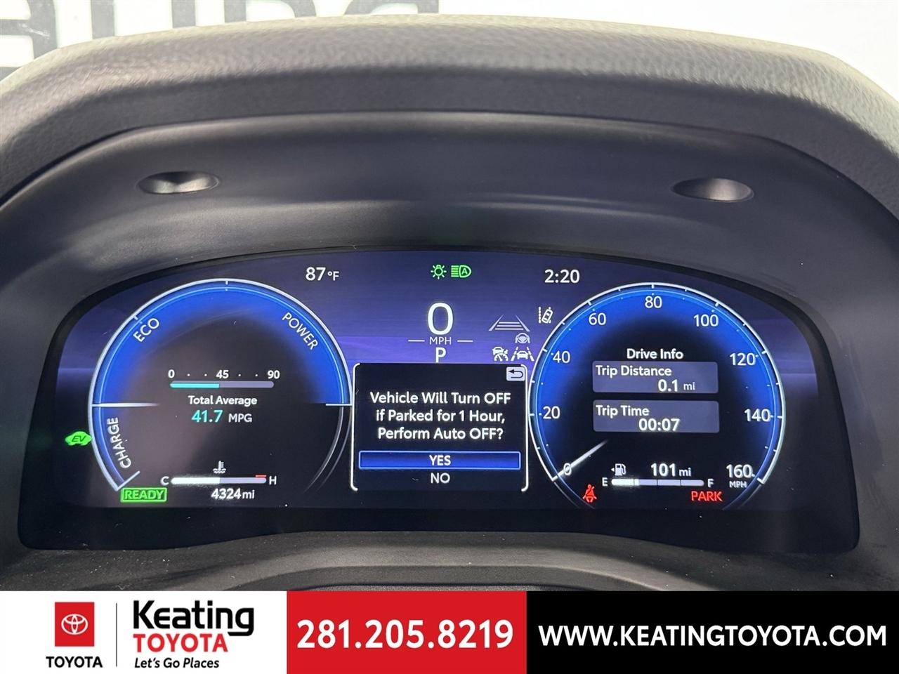 Toyota Camry Hybrid XLE 2026