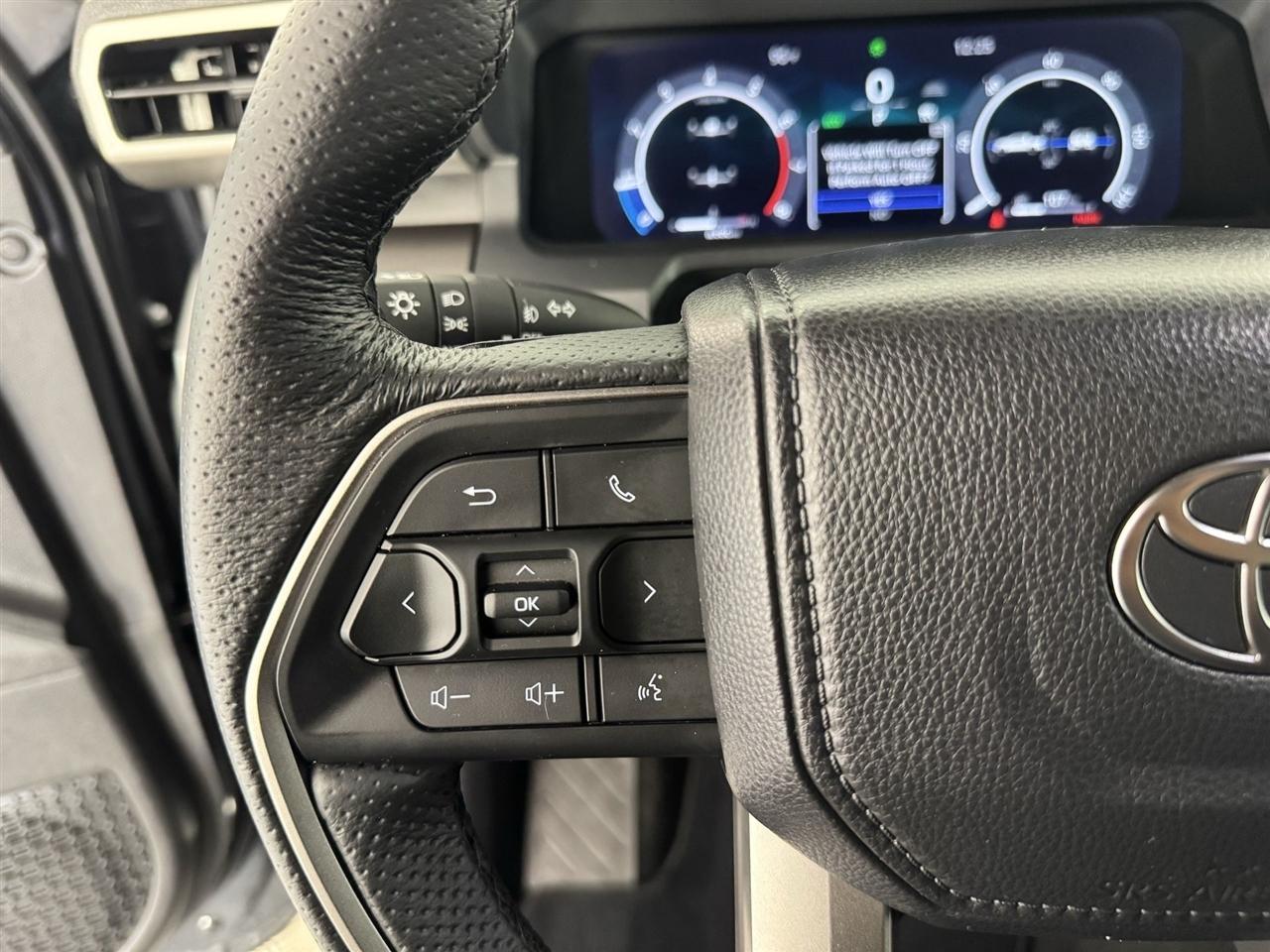 Toyota Tacoma TRD Sport Double Cab 4WD 2025