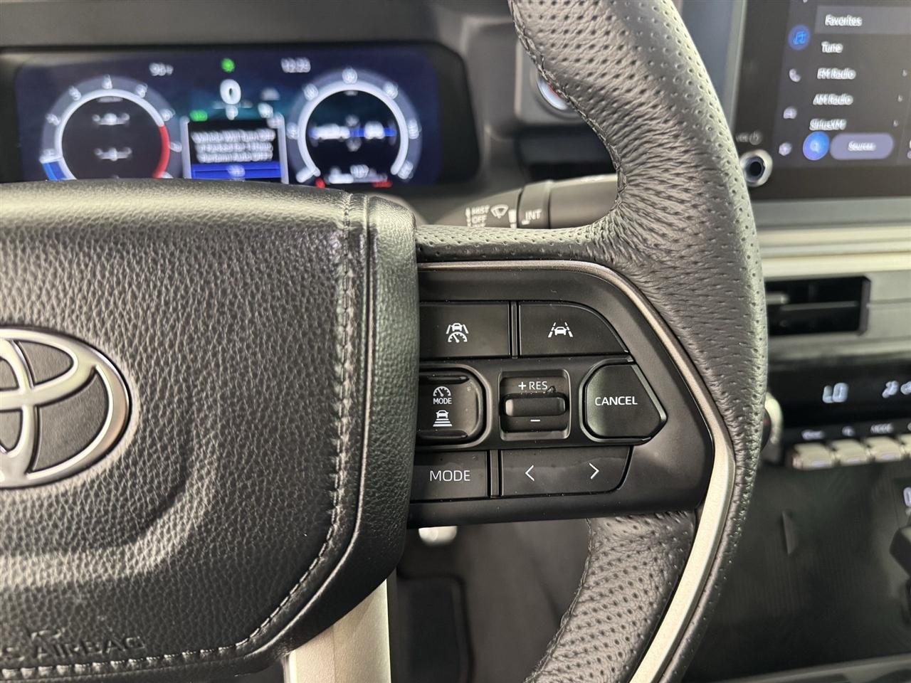 Toyota Tacoma TRD Sport Double Cab 4WD 2025