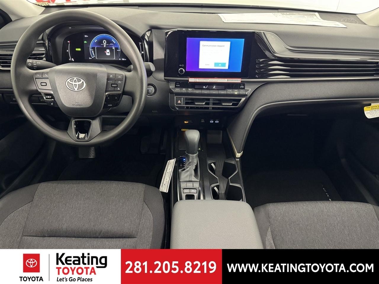 Toyota Camry Hybrid XLE 2026