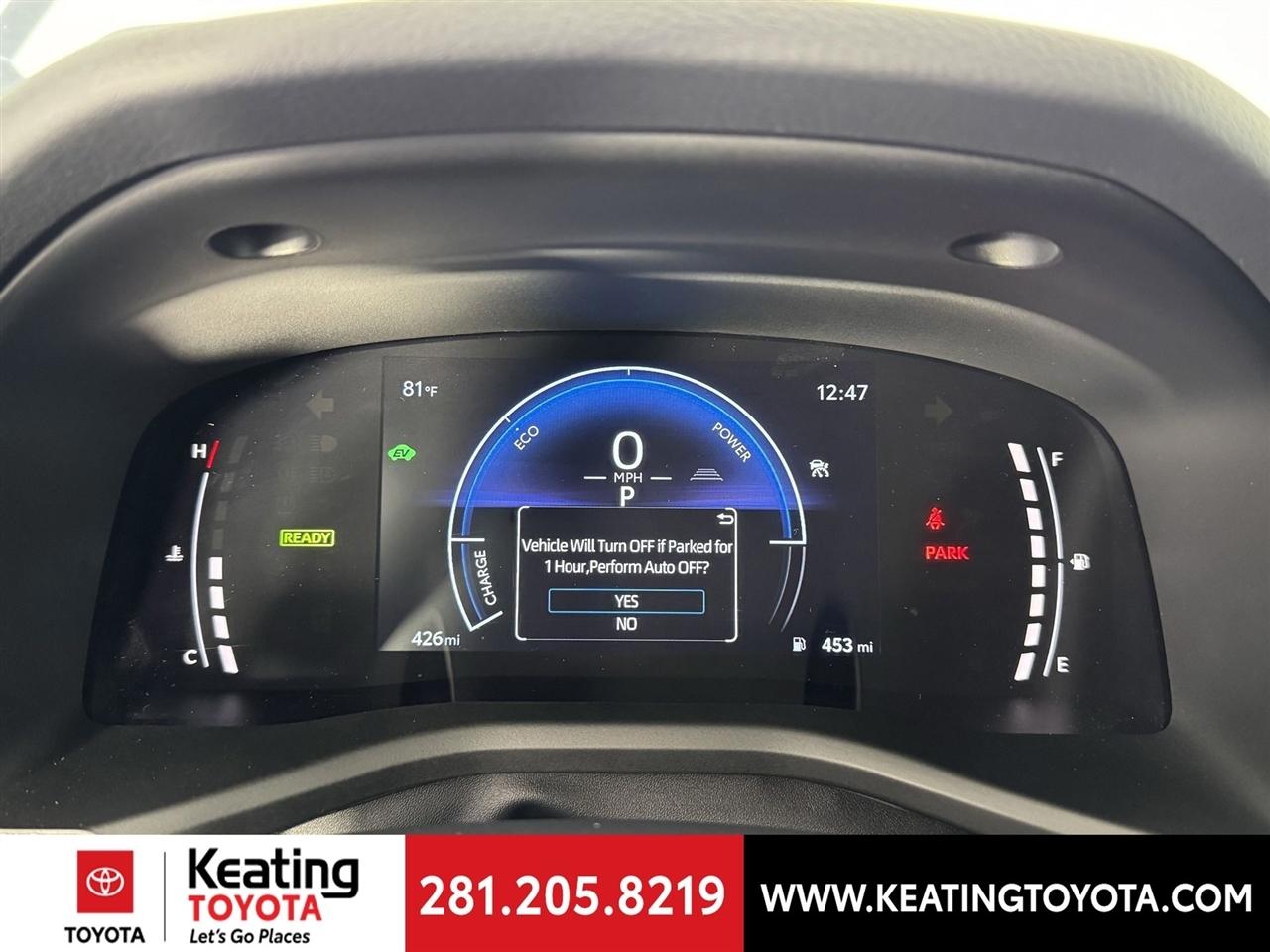 Toyota Camry Hybrid XLE 2026