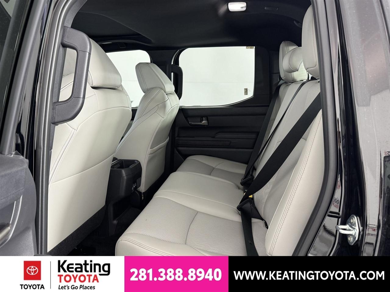 Toyota Tacoma Double Cab 4WD 2025
