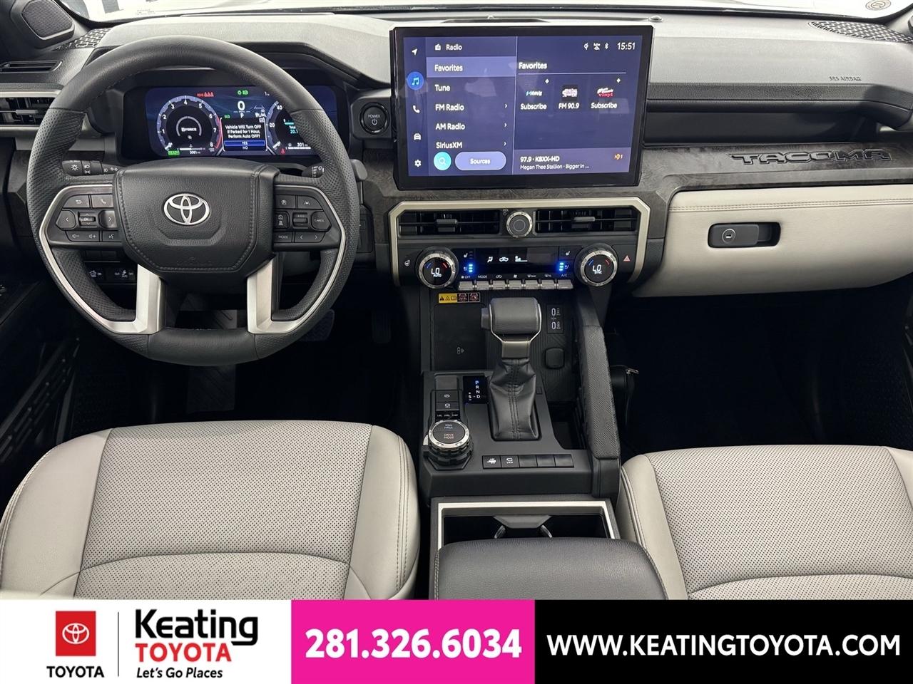 Toyota Tacoma Double Cab 4WD 2025