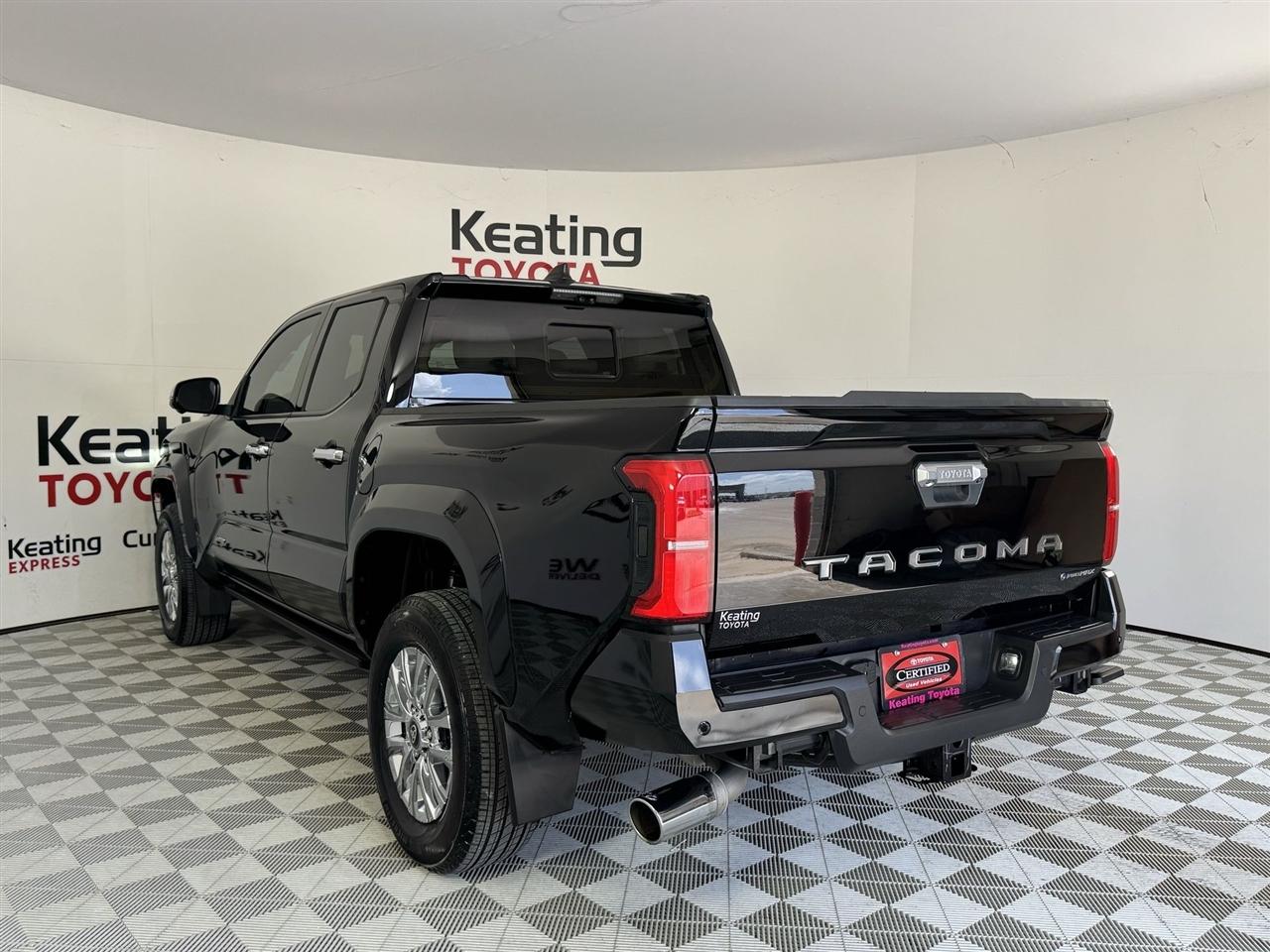 Toyota Tacoma Double Cab 4WD 2025