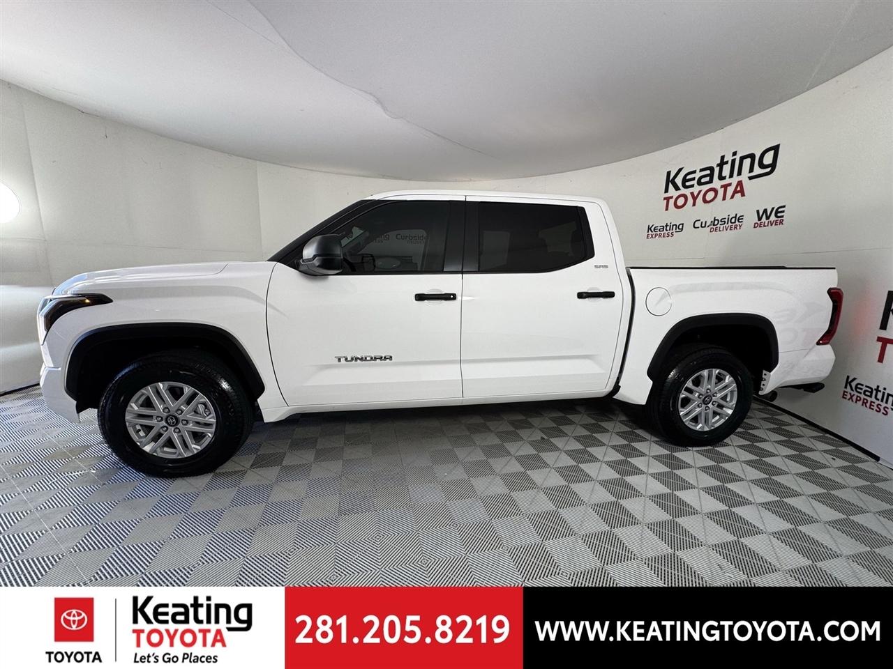 Toyota Tundra SR5 CrewMax 2WD 2026