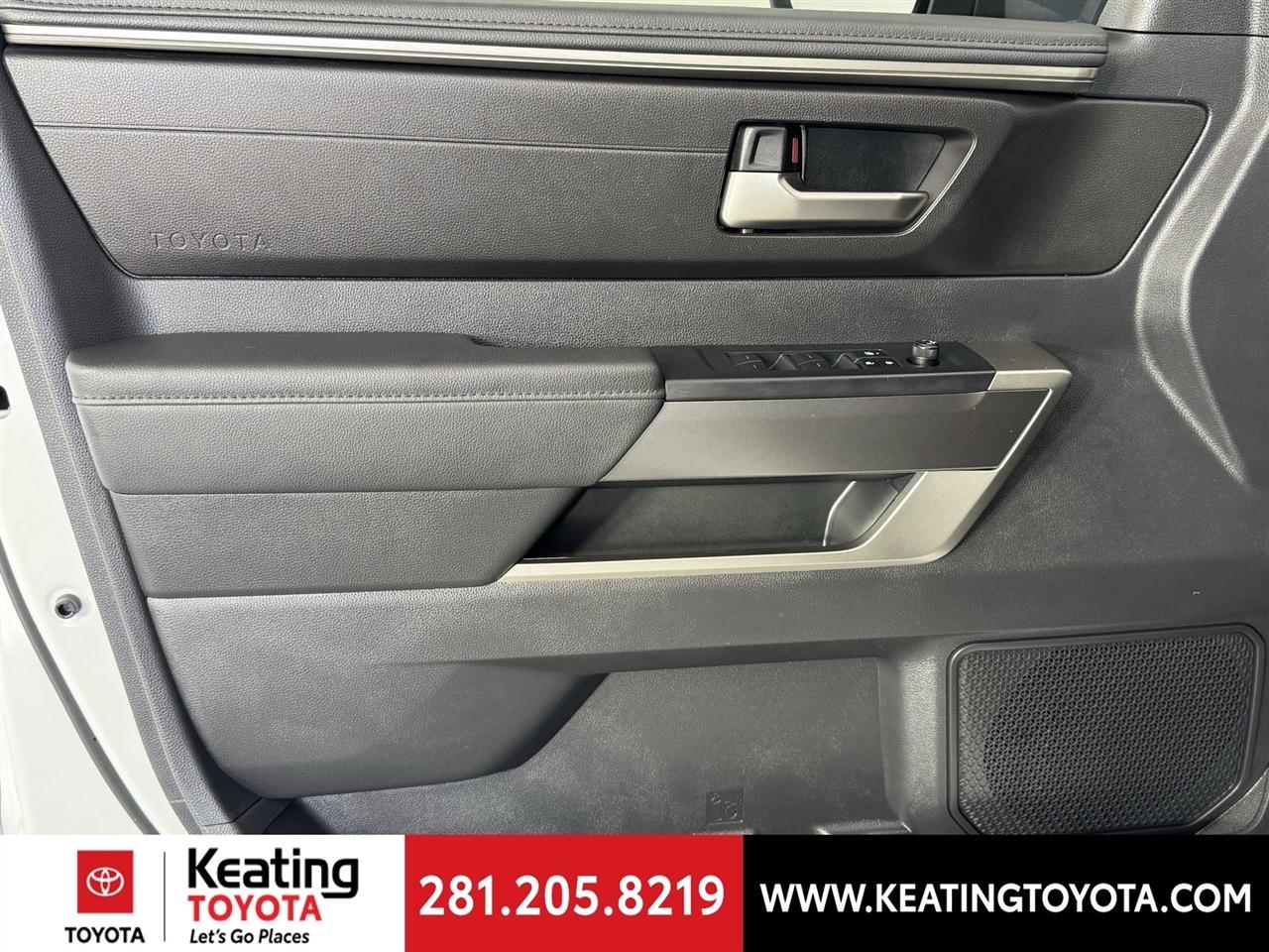 Toyota Tundra SR5 CrewMax 2WD 2026