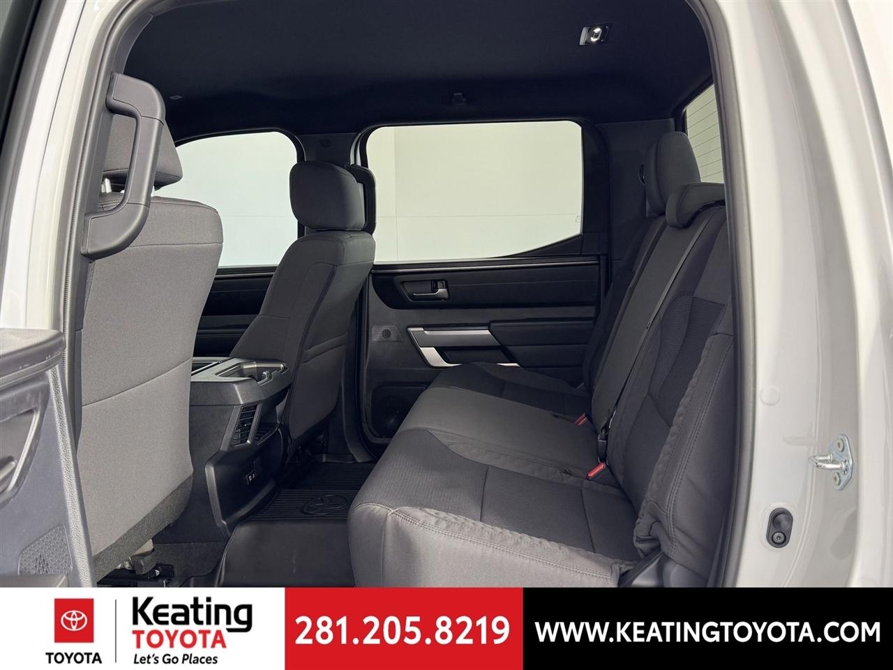 Toyota Tundra SR5 CrewMax 2WD 2026