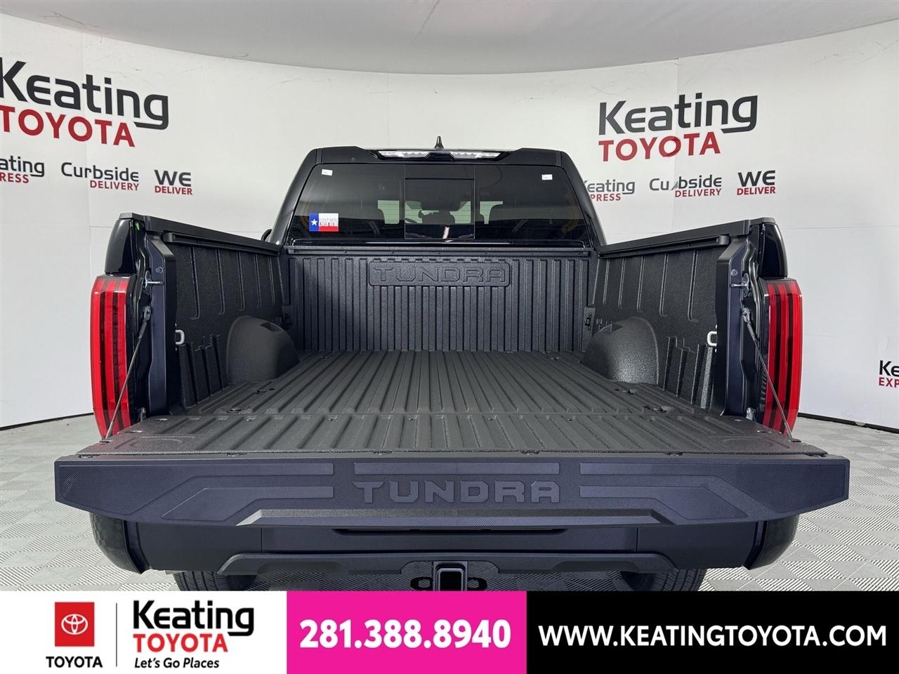Toyota Tundra SR Double Cab 4WD 2026