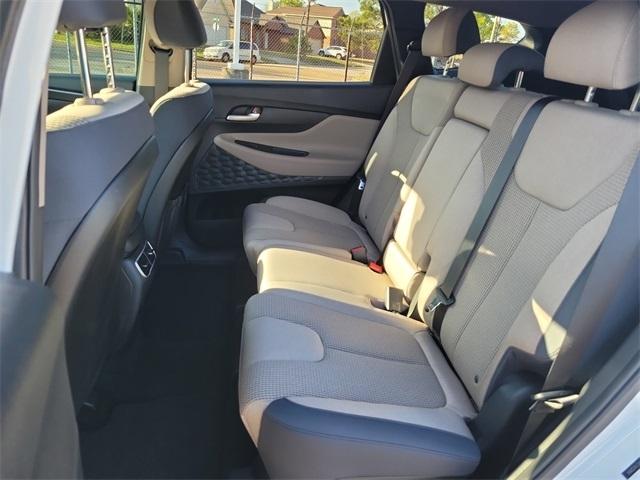 Hyundai Santa Fe SEL 2022