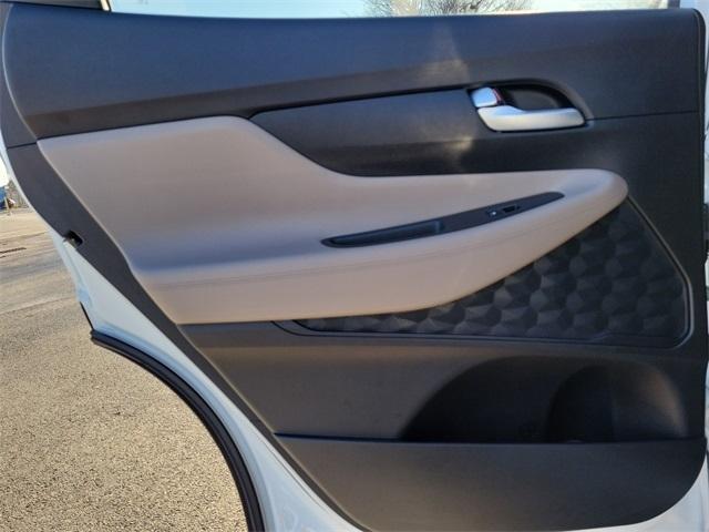 Hyundai Santa Fe SEL 2022