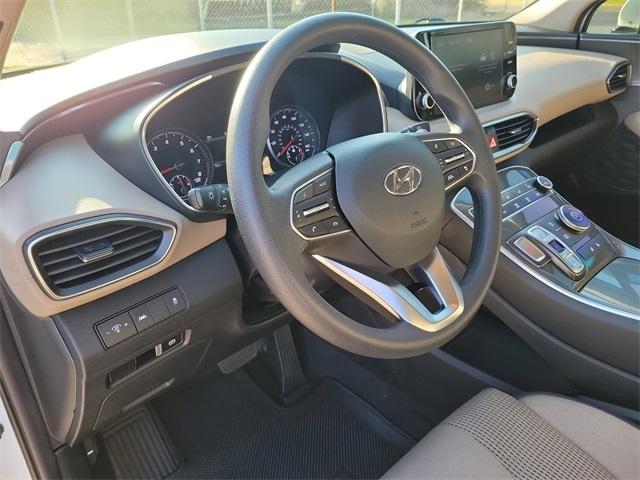 Hyundai Santa Fe SEL 2022