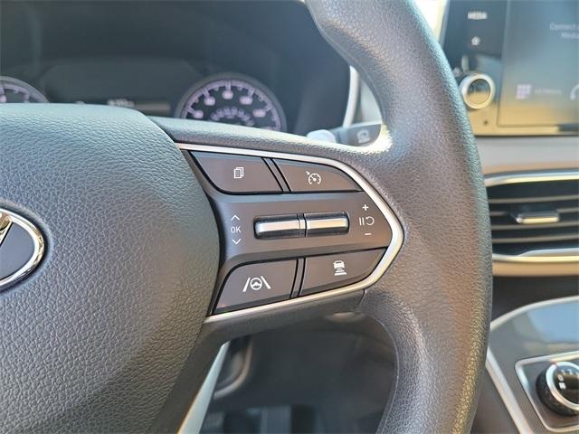 Hyundai Santa Fe SEL 2022