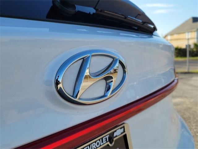 Hyundai Santa Fe SEL 2022