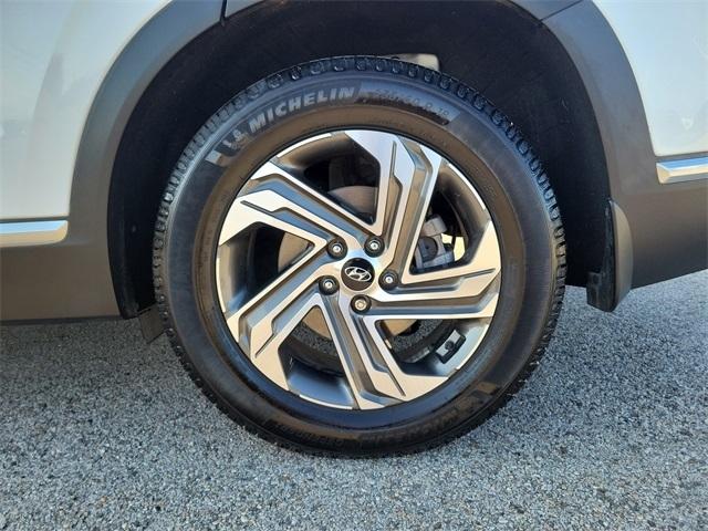 Hyundai Santa Fe SEL 2022