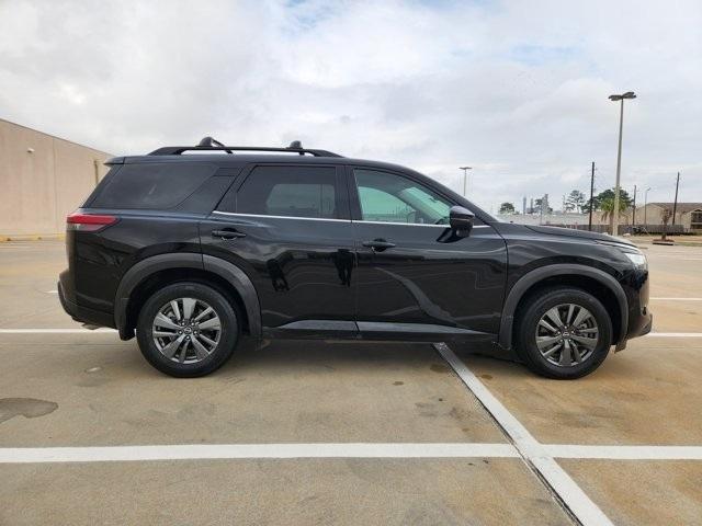 Nissan Pathfinder SV 2022