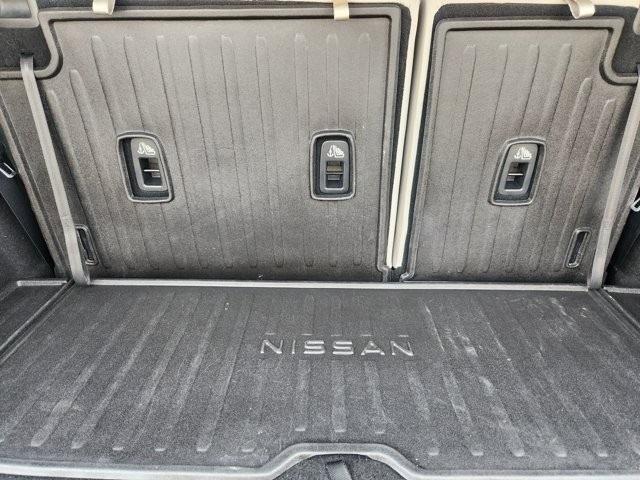 Nissan Pathfinder SV 2022