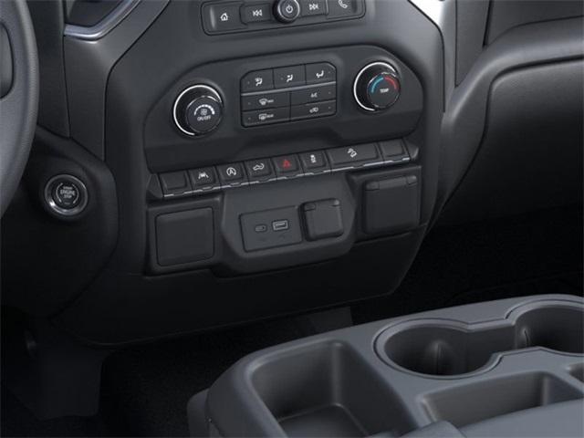 Chevrolet Silverado 1500 Trail Boss Custom Crew Cab 4WD 2026