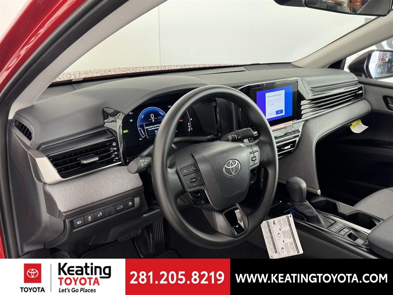 Toyota Camry Hybrid XLE 2026