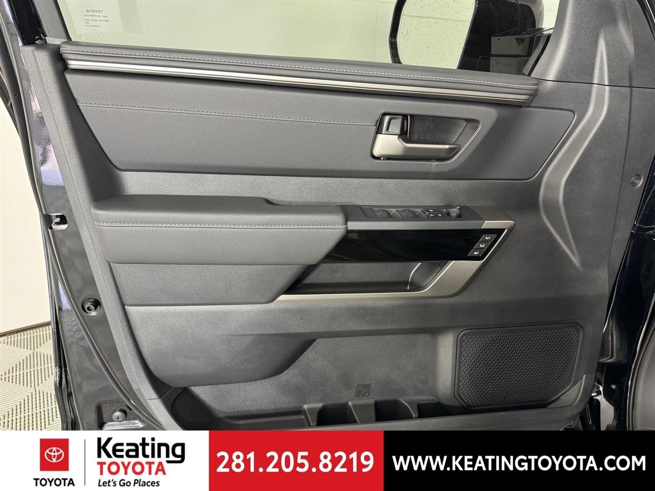 Toyota Tundra Limited CrewMax 2WD 2026