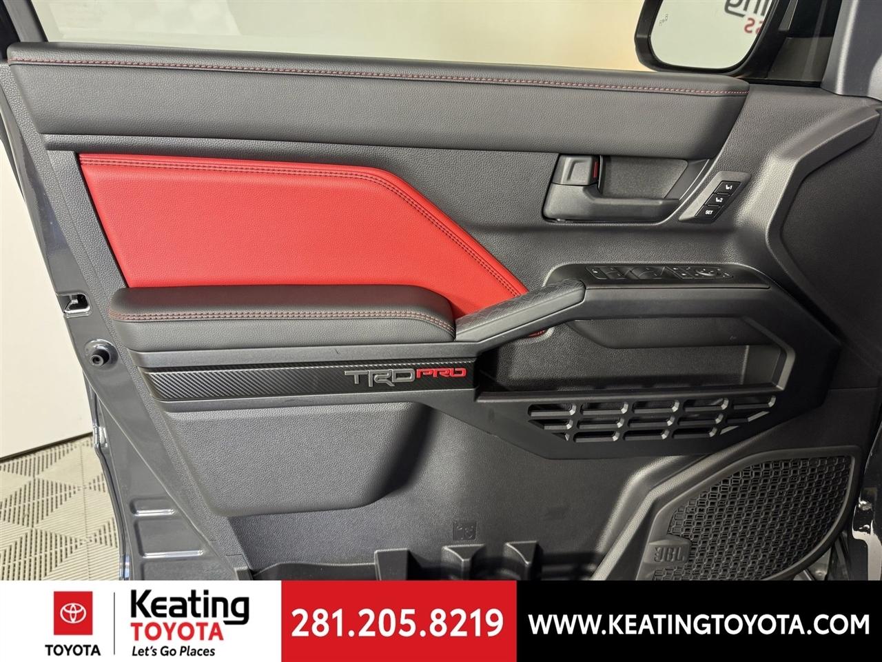 Toyota 4Runner Limited 4WD 2025