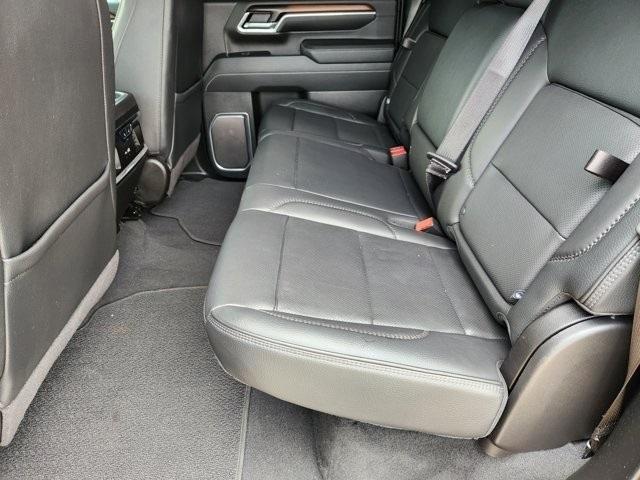 GMC Sierra 2500HD Denali Crew Cab 4WD SB 2025