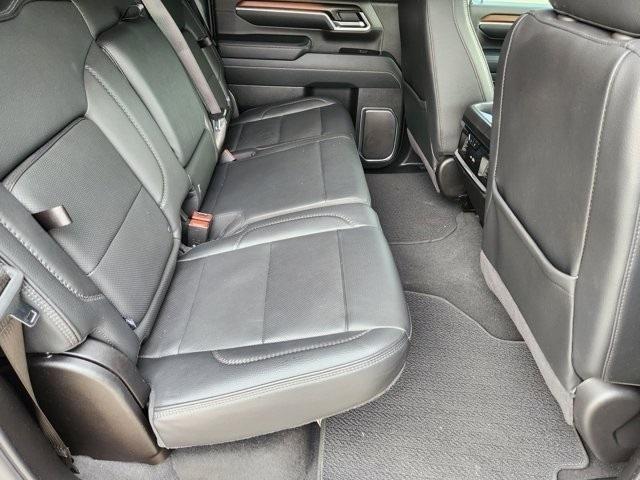 GMC Sierra 2500HD Denali Crew Cab 4WD SB 2025