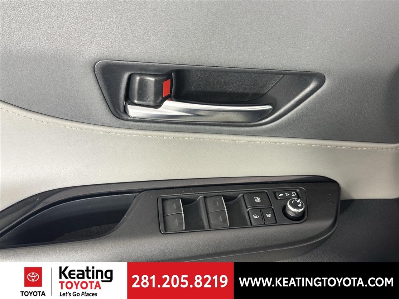 Toyota Venza LE 2021