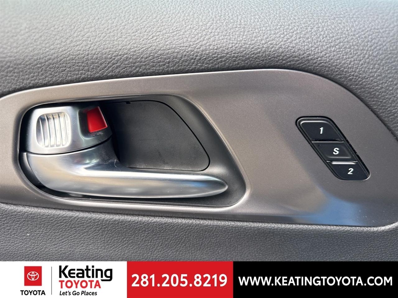 Chrysler Pacifica  2026