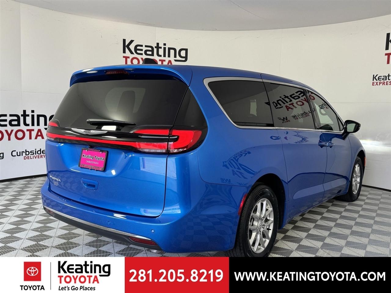 Chrysler Pacifica  2026